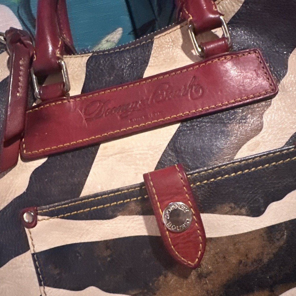 Dooney & Bourke Florentine juliette leather zebra print purse bag - Picture 2 of 15